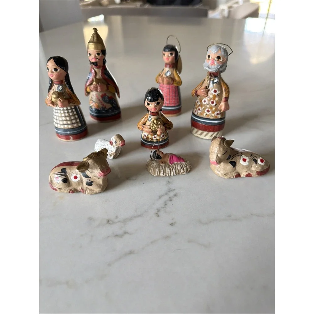 Vintage Mexican Folk Art Nativity Set 9 Pc Hand Painted Pottery Christmas